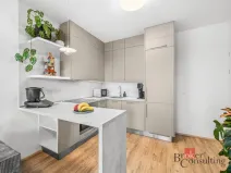 Pronájem bytu 2+kk, Praha - Třebonice, Thomasova, 48 m2