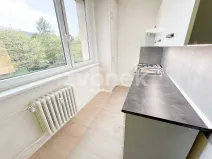 Pronájem bytu 1+1, Zlín, Dřevnická, 39 m2