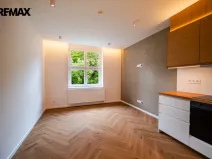 Pronájem bytu 2+kk, Praha - Braník, Branická, 39 m2