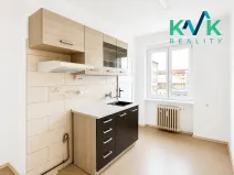 Pronájem bytu 2+1, Ostrov, Myslbekova, 58 m2