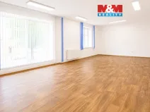 Pronájem kanceláře, Třinec - Staré Město, 1. máje, 99 m2