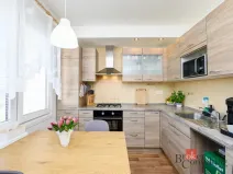 Prodej bytu 3+1, Plzeň, Hodonínská, 77 m2