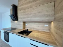 Pronájem bytu 2+kk, Teplice, Albrechtova, 70 m2