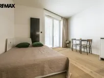 Pronájem bytu 1+kk, Praha - Vršovice, Krymská, 26 m2