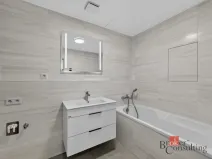 Pronájem bytu 2+kk, Plzeň - Jižní Předměstí, Železná, 63 m2