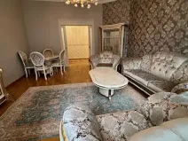 Prodej bytu 4+1, Karlovy Vary, Divadelní náměstí, 145 m2