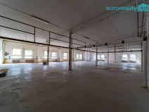 Pronájem skladu, Mariánské Lázně, třída Vítězství, 125 m2