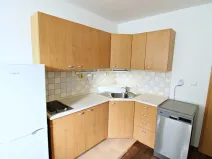 Pronájem bytu 2+kk, Praha - Černý Most, Bryksova, 39 m2