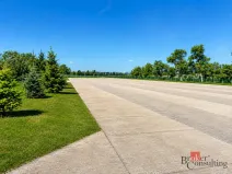 Pronájem skladu, Měník, 5600 m2