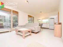 Pronájem bytu 1+kk, Praha, Dolnocholupická, 37 m2
