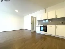 Pronájem bytu 2+kk, Praha - Libeň, U Rokytky, 76 m2