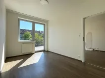 Pronájem bytu 2+kk, Praha - Libeň, U Rokytky, 76 m2