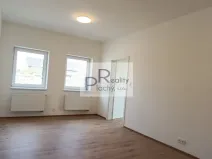 Prodej bytu 2+kk, Hevlín, 69 m2