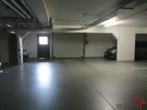 Pronájem garážového stání, Zlín, Zelinova, 14 m2