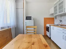 Pronájem bytu 1+1, Praha - Letňany, Dobratická, 31 m2