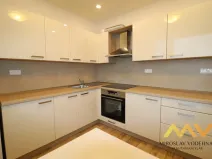 Pronájem bytu 2+kk, Hradec Králové - Nový Hradec Králové, třída Edvarda Beneše, 42 m2