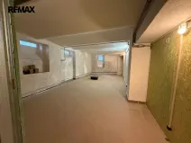 Prodej obchodního prostoru, Karlovy Vary, Moravská, 133 m2