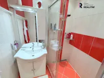 Prodej bytu 2+1, Karlovy Vary - Dvory, K. Kučery, 54 m2