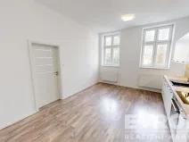 Pronájem bytu 2+kk, Žirovnice, Havlíčkovo náměstí, 39 m2