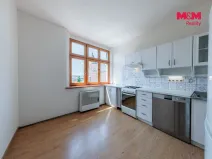 Prodej bytu 1+1, Karlovy Vary - Dvory, Kpt. Jaroše, 40 m2
