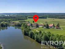 Prodej komerční nemovitosti, Uzeničky - Černívsko, 631 m2