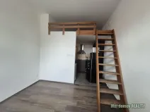 Pronájem bytu 1+kk, Praha - Vysočany, Freyova, 17 m2