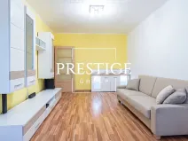 Pronájem bytu 2+1, Praha - Kobylisy, Famfulíkova, 60 m2