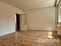 Pronájem bytu 3+1, Praha - Michle, Adamovská, 71 m2