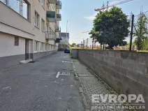 Pronájem garážového stání, Praha, Limuzská, 14 m2
