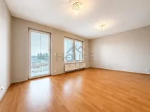 Prodej bytu 1+kk, Praha - Hloubětín, Nademlejnská, 32 m2