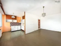Prodej bytu 2+1, Osek, Hrdlovská, 61 m2