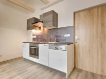 Pronájem bytu 2+kk, Jindřichův Hradec - Jindřichův Hradec I, nám. Míru, 49 m2