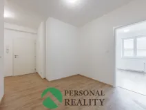 Pronájem bytu 3+1, Karlovy Vary, Pod Svahem, 86 m2