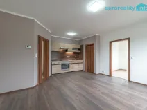 Prodej bytu 2+kk, Tachov, Na Třešňovce, 37 m2