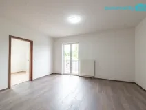 Prodej bytu 2+kk, Tachov, Na Třešňovce, 37 m2