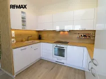 Prodej bytu 4+kk, Pardubice, Husova, 93 m2