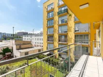 Pronájem bytu 1+kk, Praha - Vysočany, Na Harfě, 43 m2