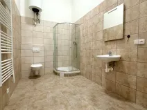 Pronájem bytu 1+kk, Cheb, náměstí Krále Jiřího z Poděbrad, 44 m2