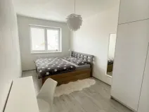 Pronájem bytu 2+kk, Plzeň - Jižní Předměstí, Poděbradova, 49 m2