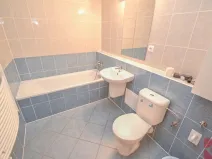 Pronájem bytu 2+kk, Praha - Vysočany, Pod Harfou, 57 m2