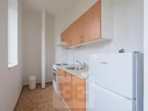 Pronájem bytu 1+kk, Praha - Vysočany, Podnádražní, 30 m2
