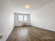 Pronájem bytu 1+kk, Hradec Králové, Milady Horákové, 32 m2