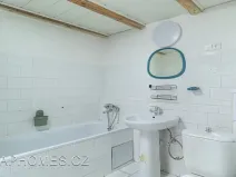 Pronájem bytu 1+1, Praha - Nové Město, Na Moráni, 35 m2