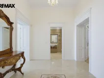 Prodej bytu 3+1, Karlovy Vary, Vřídelní, 104 m2