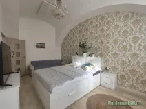 Pronájem bytu 2+kk, Praha - Karlín, Prvního pluku, 45 m2