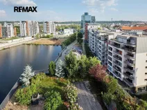 Pronájem garážového stání, Praha - Holešovice, Jankovcova, 18 m2