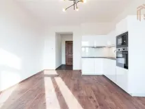 Pronájem bytu 1+kk, Praha - Holešovice, Plynární, 31 m2