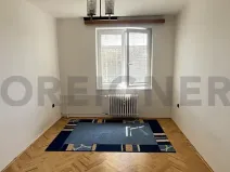 Pronájem bytu 2+1, Pardubice, Benešovo náměstí, 52 m2
