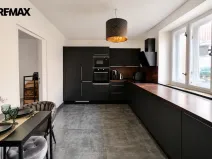 Prodej rodinného domu, Postupice, náměstí Sv. Čecha, 126 m2