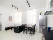 Pronájem bytu 2+kk, Praha - Karlín, Sokolovská, 50 m2